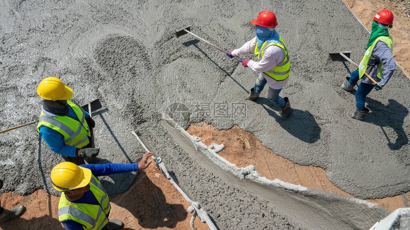上海建筑劳务清包工价格，如何合理评估？**